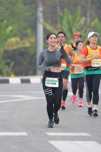 BIB: 140, 16833, 25126
                            <button type="button" onclick="openModal(9894268)" class="btn btn-primary btn-sm float-right btn-popup" data-toggle="modal" data-target=".modal-high-quality">
                        <i class="fas fa-shopping-cart"></i> Add to Cart
                    </button>
                                            <button type="button" onclick="isThisMe(9894268, true)" class="btn btn-success btn-sm float-right btn-popup btn-isme hidden" data-toggle="tooltip" data-placement="bottom" title="นี่คือรูปของคุณใช่ไหม คลิกที่นี่เพื่อเอาเข้าอัลบั้ม">
                        <i class="fas fa-plus"></i> Add to album
                    </button>
                    <button type="button" onclick="isThisMe(9894268, false)" class="btn btn-warning btn-sm float-right btn-popup btn-isnotme hidden">
                        <i class="fas fa-ban"></i> Remove from album
                    </button>